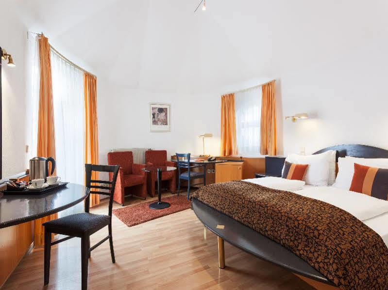Hotel Imlauer Nestroy 4*